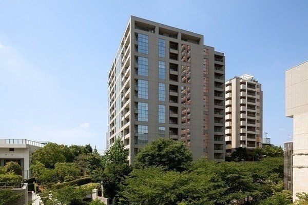 ザ・ウエストミンスター六本木の外観写真 - 港区六本木6丁目16番11号