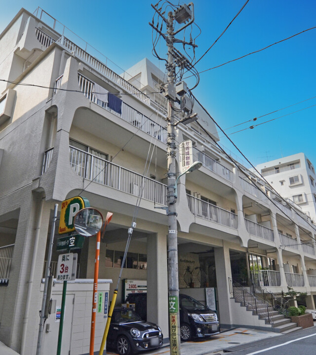 代々木スカイハイツのエントランス・共用部