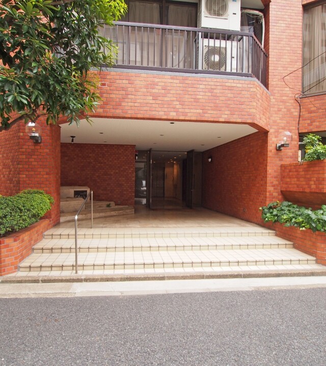 三田タウンハウスの写真 5枚目