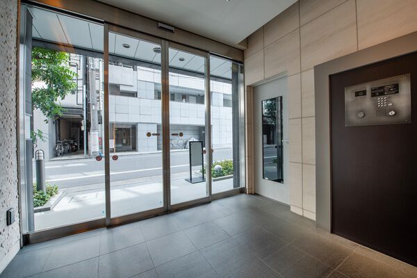 プレサンスロジェ八丁堀の写真 3枚目