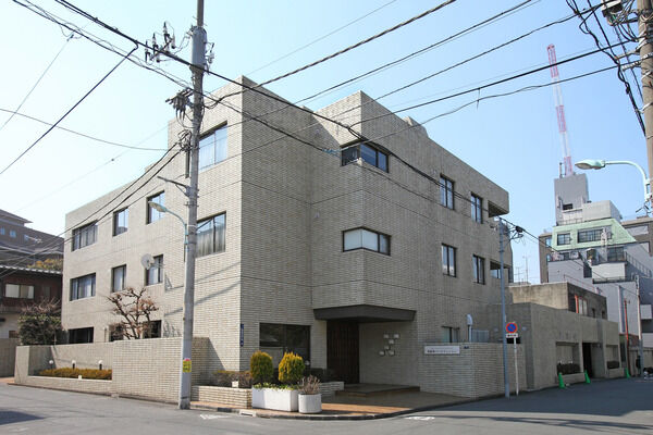 西麻布パークマンションのエントランス・共用部