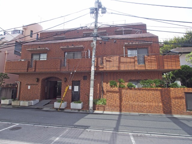 六本木アビタシオンの外観写真 - 港区西麻布3丁目19番21号