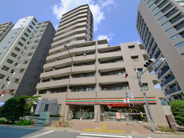 小石川パインマンションの外観写真 - 文京区小石川4丁目1番9号