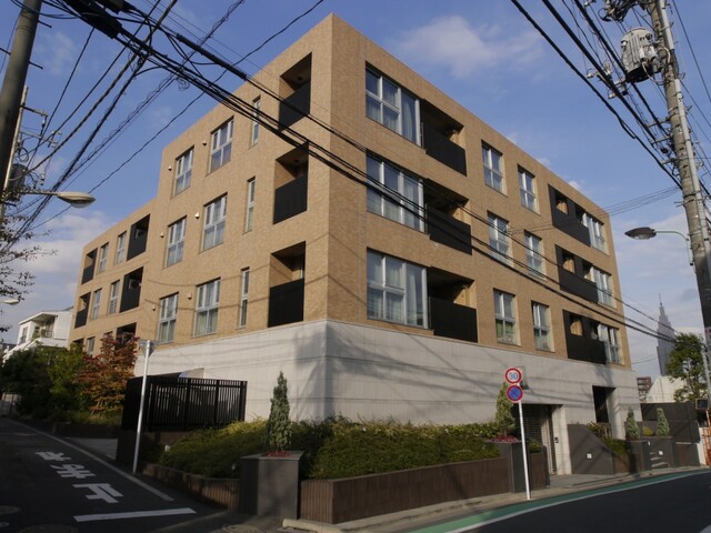 プラネスーペリア代々木参宮橋の外観写真 - 東京都心の高級マンション