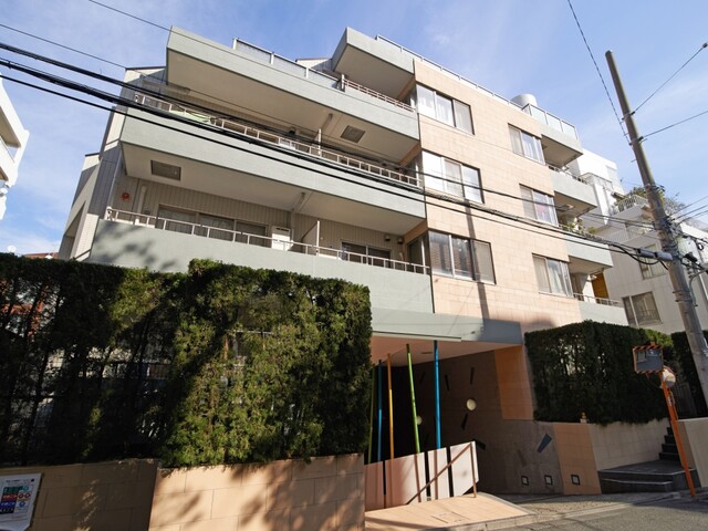 東急ドエルアルス神宮前の外観写真 - 渋谷区神宮前2丁目30番23号