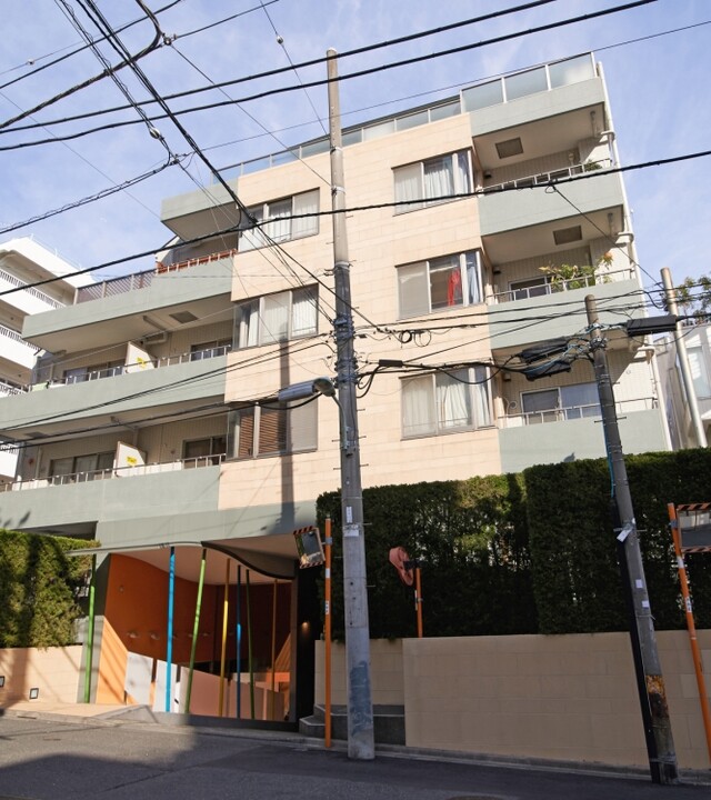 東急ドエルアルス神宮前の写真 3枚目