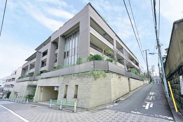 白金テラス三光坂の外観写真 - 東京都心の高級マンション