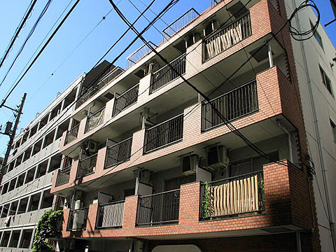 美和プラザ新宿の外観写真 - 渋谷区代々木2丁目20番2号