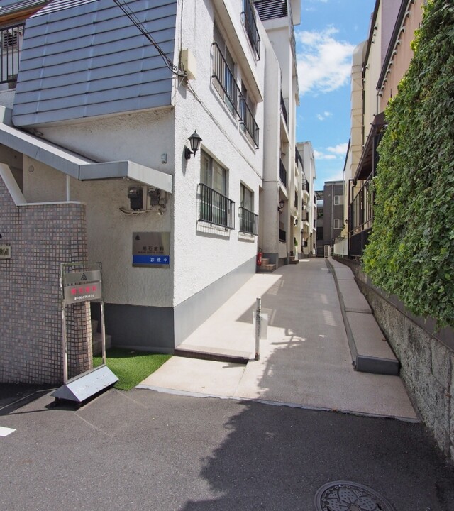 ピロティ青山の写真 10枚目