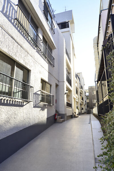 ピロティ青山の写真 9枚目