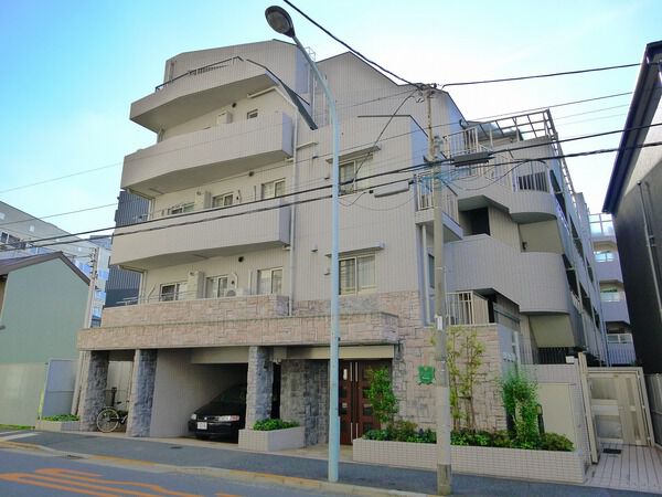 カテリーナ護国寺 外観(2025年撮影)