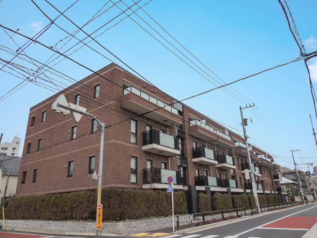 ブリリア大和郷のエントランス・共用部