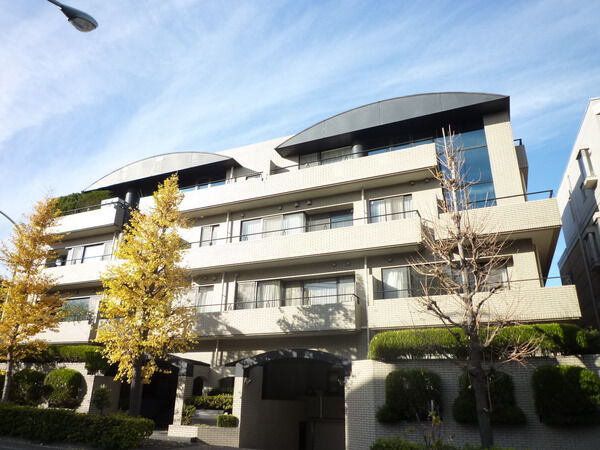 グランポート深沢の外観写真 - 世田谷区深沢7丁目18番3号