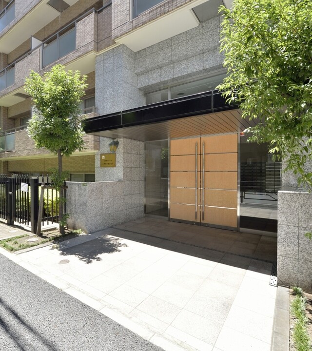 エクセシオーネお茶の水女子大前の写真 9枚目