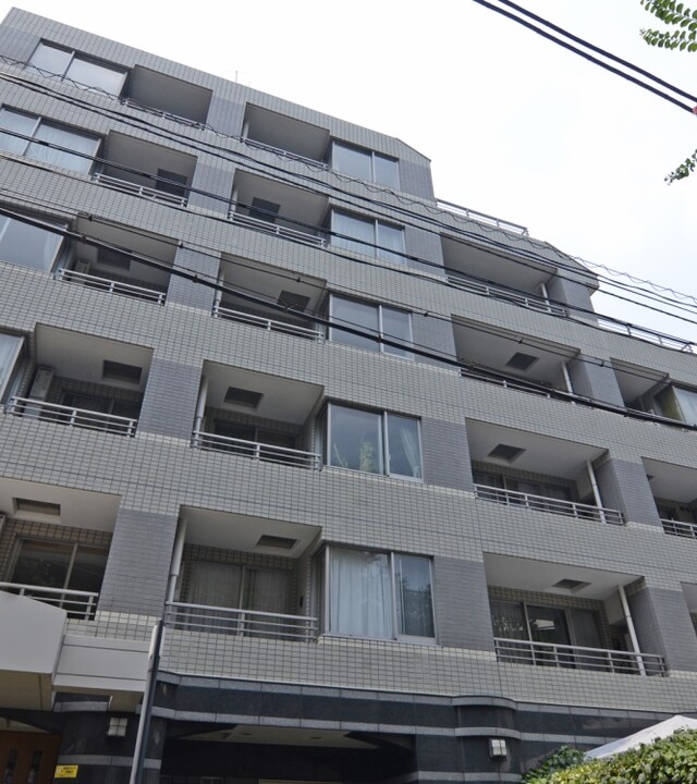 アクシア原宿のエントランス・共用部