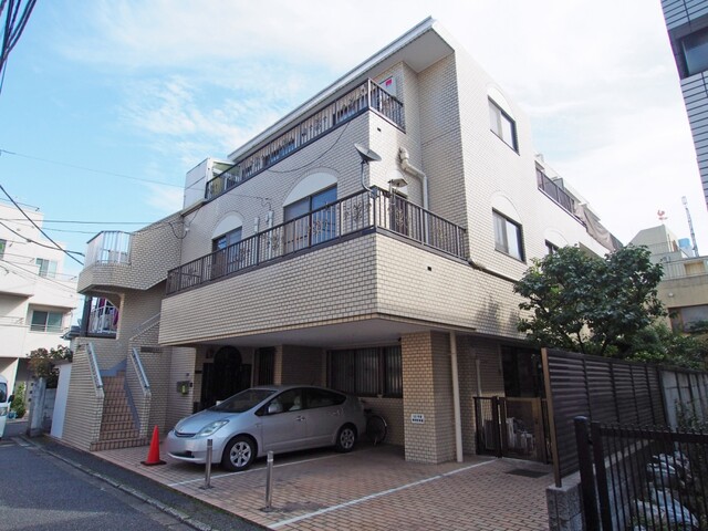 フェニックス南青山の外観写真 - 港区南青山4丁目9番19号