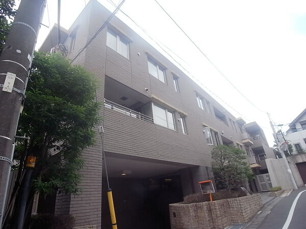 グランリビオ久世山 外観(2025年撮影)