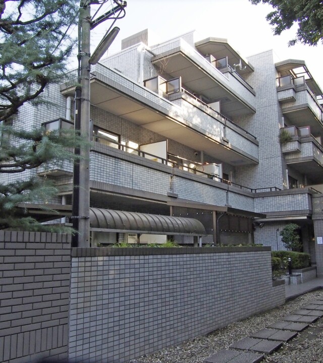 ワコーレ代々木２の写真 3枚目