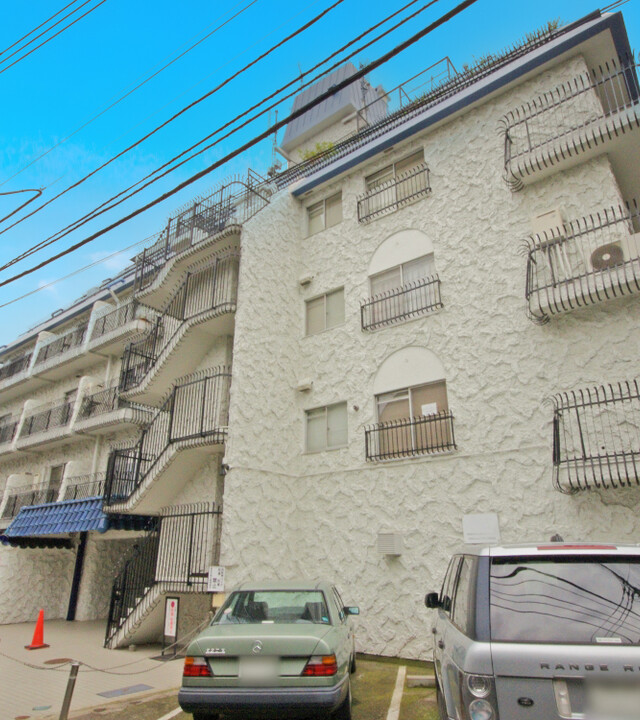 秀和北青山レジデンスの写真 3枚目