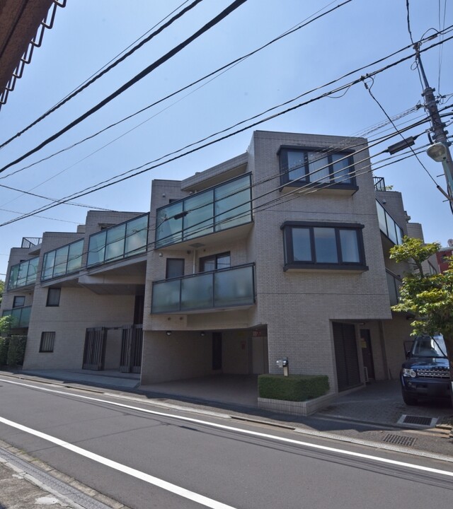 インペリアル表参道のエントランス・共用部