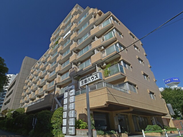 カーサ三田のエントランス・共用部