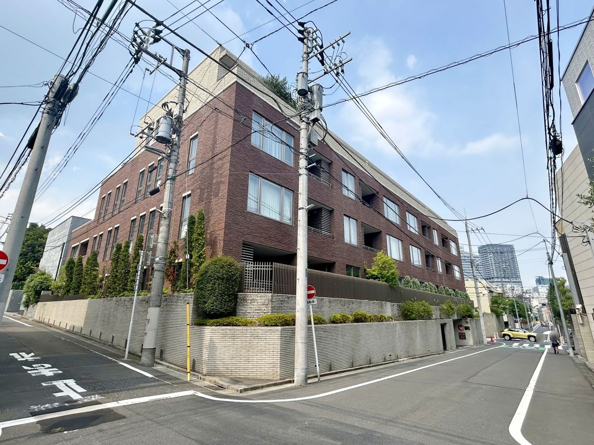 ルフォン南平台の外観写真 - 渋谷区南平台町19番9号