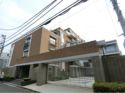 パークコート表参道の外観写真 - 渋谷区神宮前3丁目14番3号