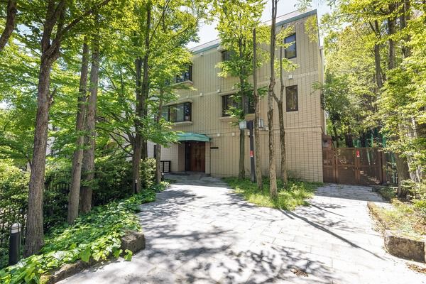 ヴィクトリアコートの外観写真 - 港区南麻布3丁目11番