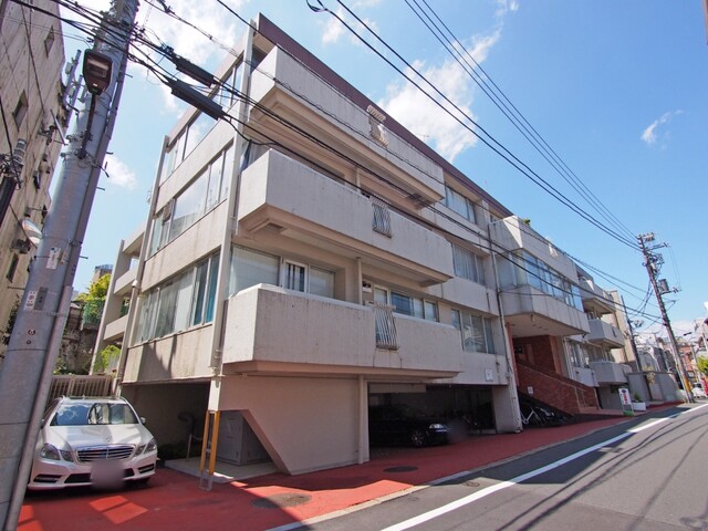 西麻布ガーデンの外観写真 - 港区西麻布2丁目24番3号