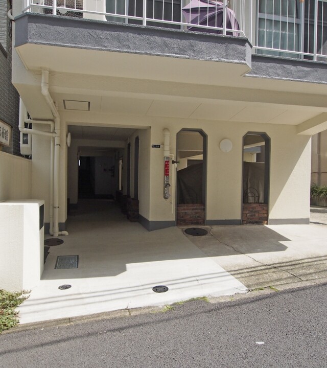 マンション麻布館の写真 5枚目