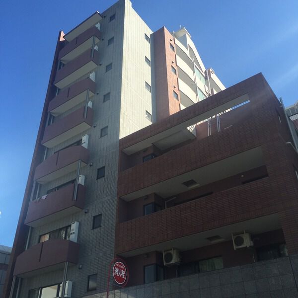 ジェイパーク乃木坂の外観写真 - 港区西麻布1丁目4番51号