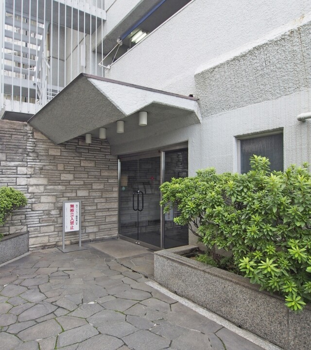 スリースターズマンションの写真 4枚目