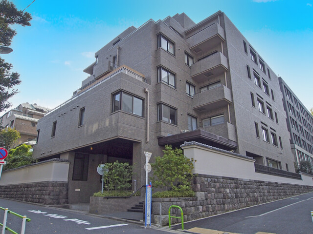 綱町ホームズの外観写真 - 港区三田2丁目4番6号