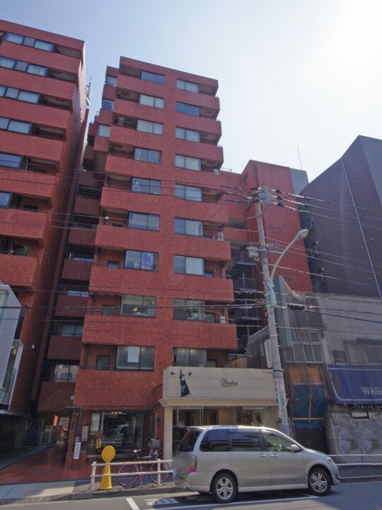 南青山ユニハイツの外観写真 - 港区南青山6丁目12番3号