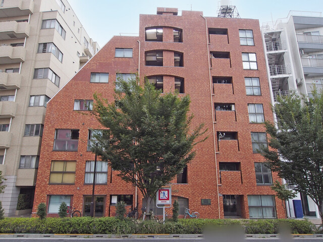 ライオンズマンション代々木公園の外観写真 - 渋谷区富ヶ谷1丁目31番10号