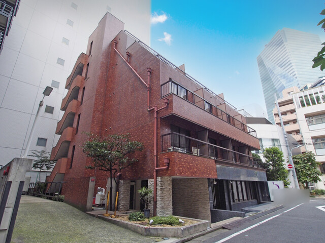 タウンコート六本木の外観写真 - 港区六本木3丁目16番23号