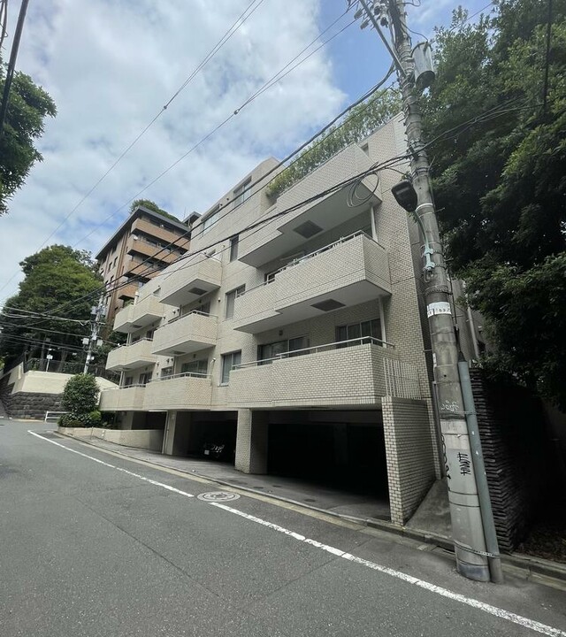 六本木サンハイツの写真 3枚目