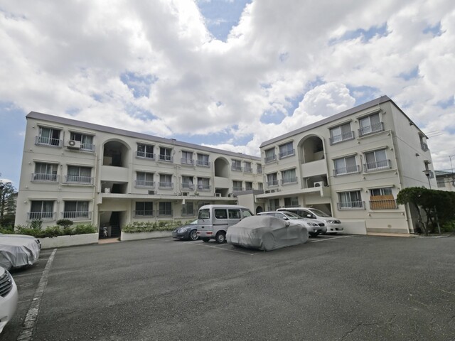 砧公園スカイハイツの外観写真 - 世田谷区瀬田5丁目34番10号