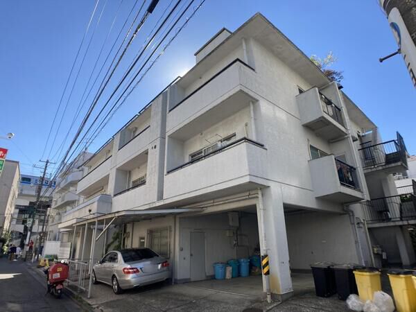 ライオンズマンション代々木上原の外観写真 - 渋谷区西原3丁目18番5号