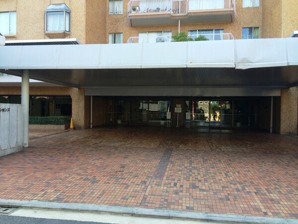 南青山第一マンションズのエントランス・共用部