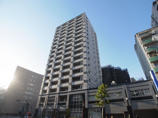 グラーサ白金高輪の外観写真 - 港区三田5丁目21番6号