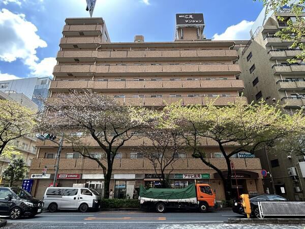 朝日広尾マンションの外観写真 - 渋谷区広尾1丁目12番5号