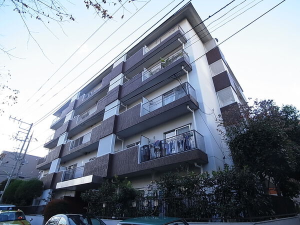 ドミール二子玉川のエントランス・共用部