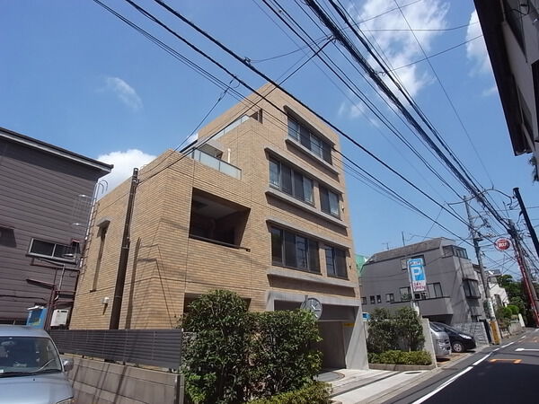グランシーナ目白台の外観写真 - 文京区目白台3丁目9番2号