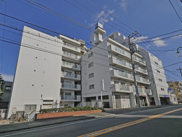 ニューライフ等々力のエントランス・共用部