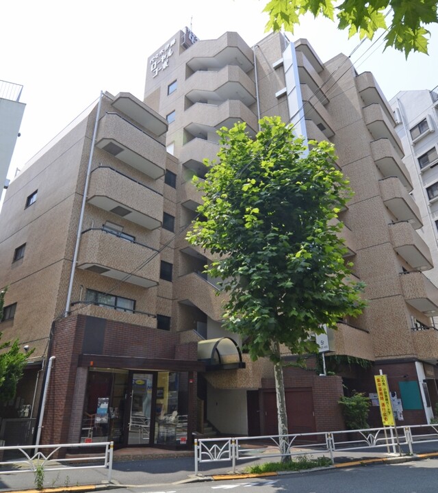 代々木伊藤ローヤルコーポのエントランス・共用部