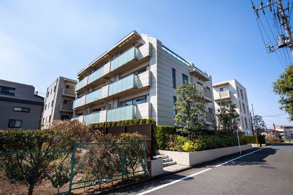 アールブラン玉川岡本レジデンスの外観写真 - 世田谷区岡本2丁目11番10号