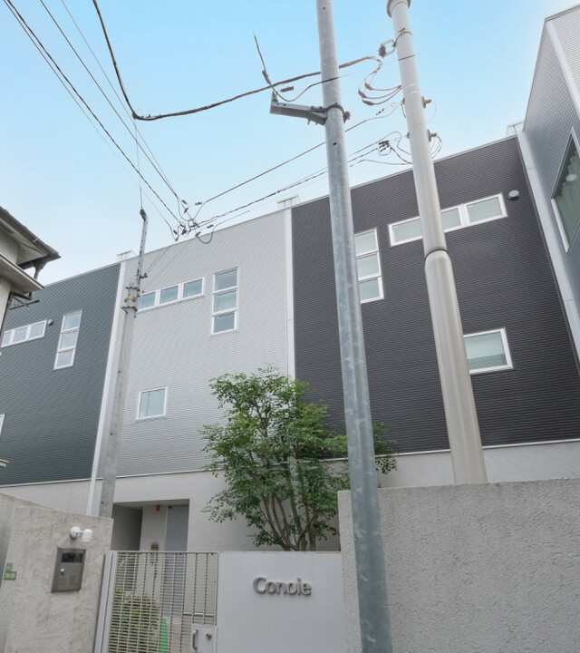 コノイエ目白台のエントランス・共用部