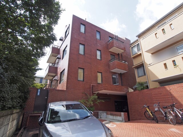 ロイヤル南麻布ガーデンのエントランス・共用部