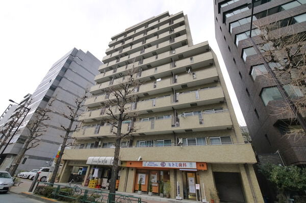朝日関口マンションの外観写真 - 文京区関口1丁目24番6号